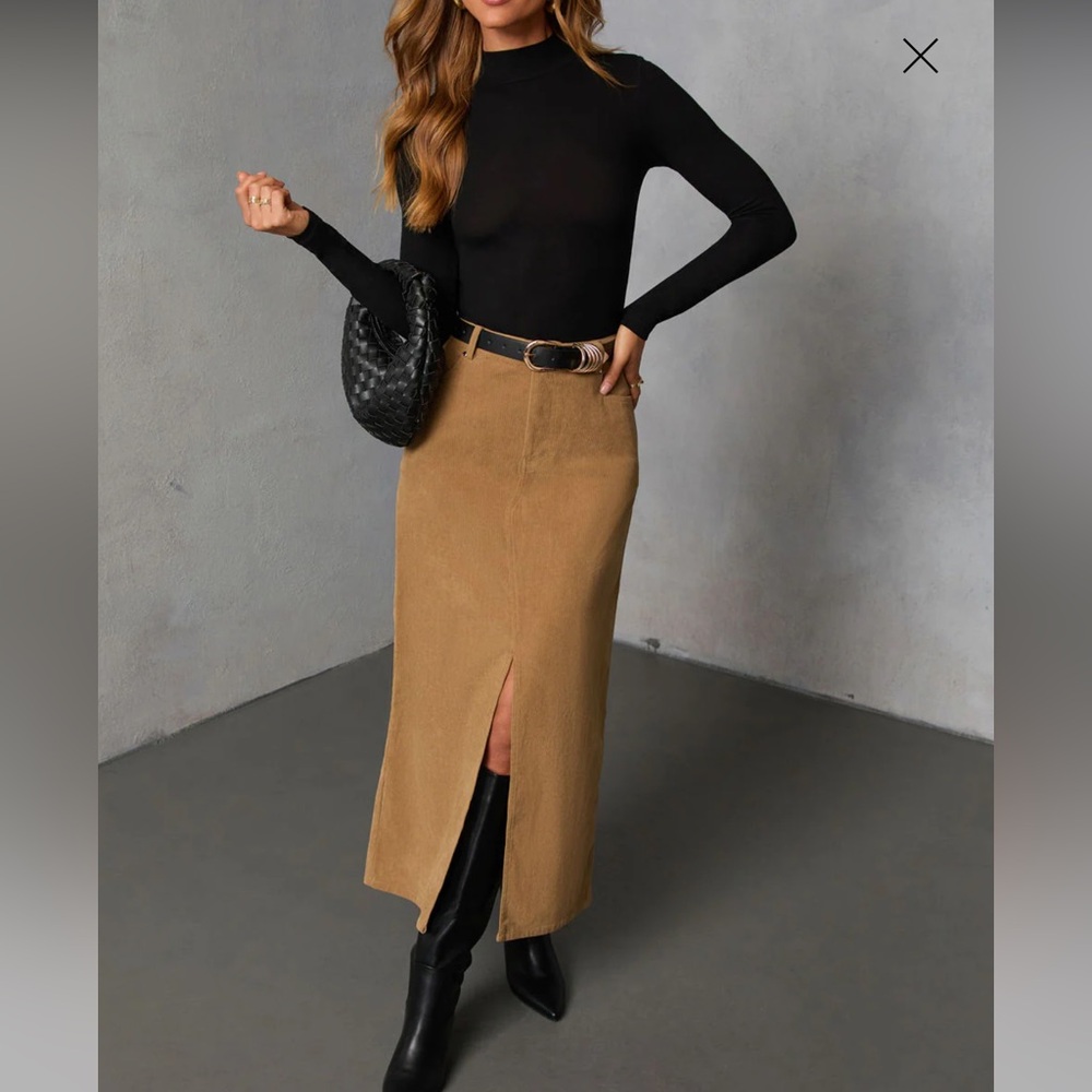 BNWT VICI Ganita Tan Corduroy Skirt S